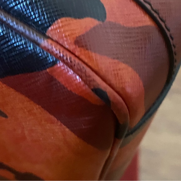 Prada suitcase/document bag - Picture 10 of 16